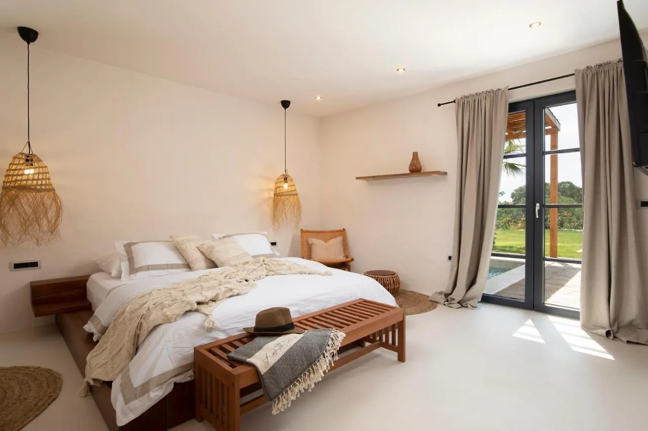 Andresita'S Palace State-Of-The-Art Tropical Villa Bale 0*,  Croatia