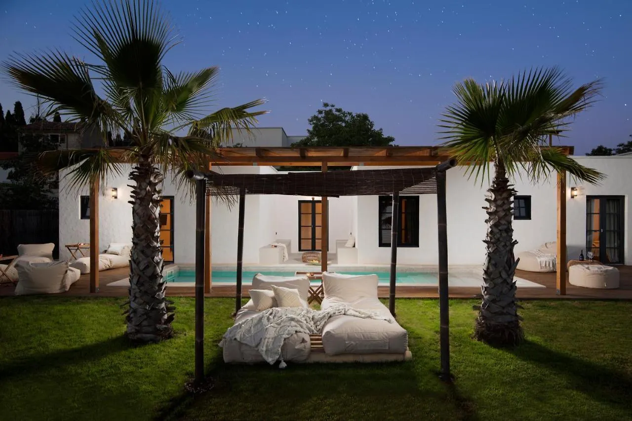Andresita'S Palace State-Of-The-Art Tropical Villa Bale