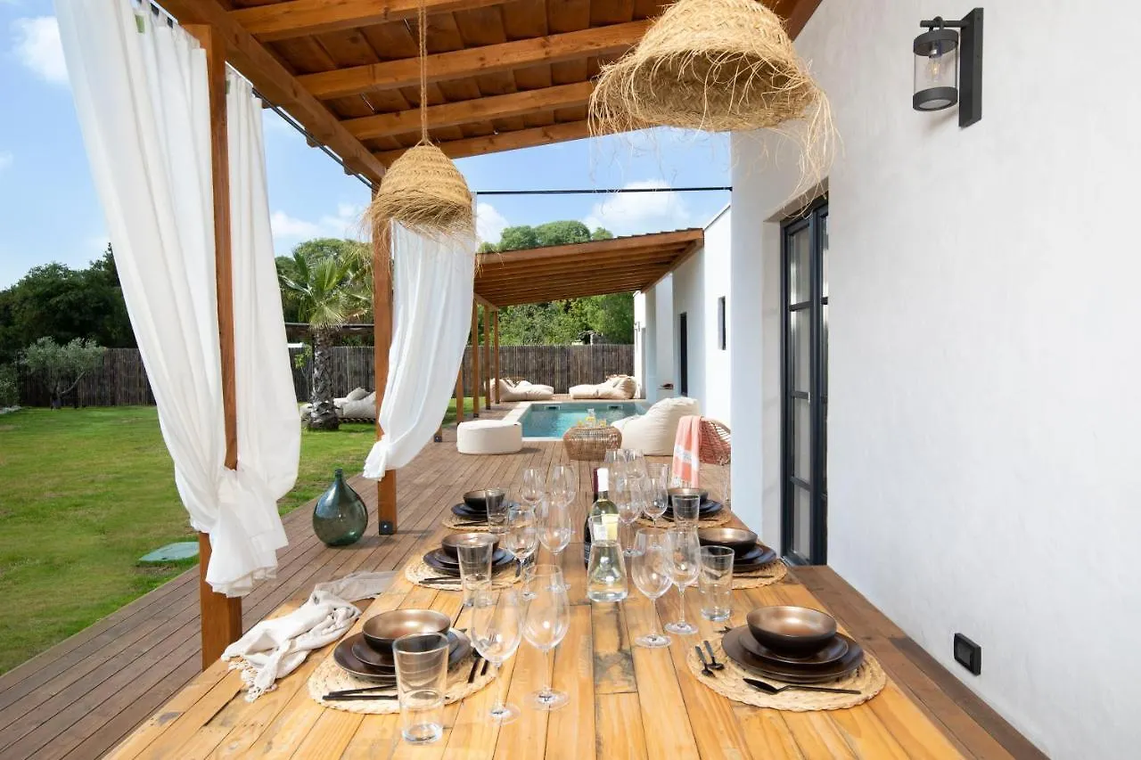 Andresita'S Palace State-Of-The-Art Tropical Villa Bale