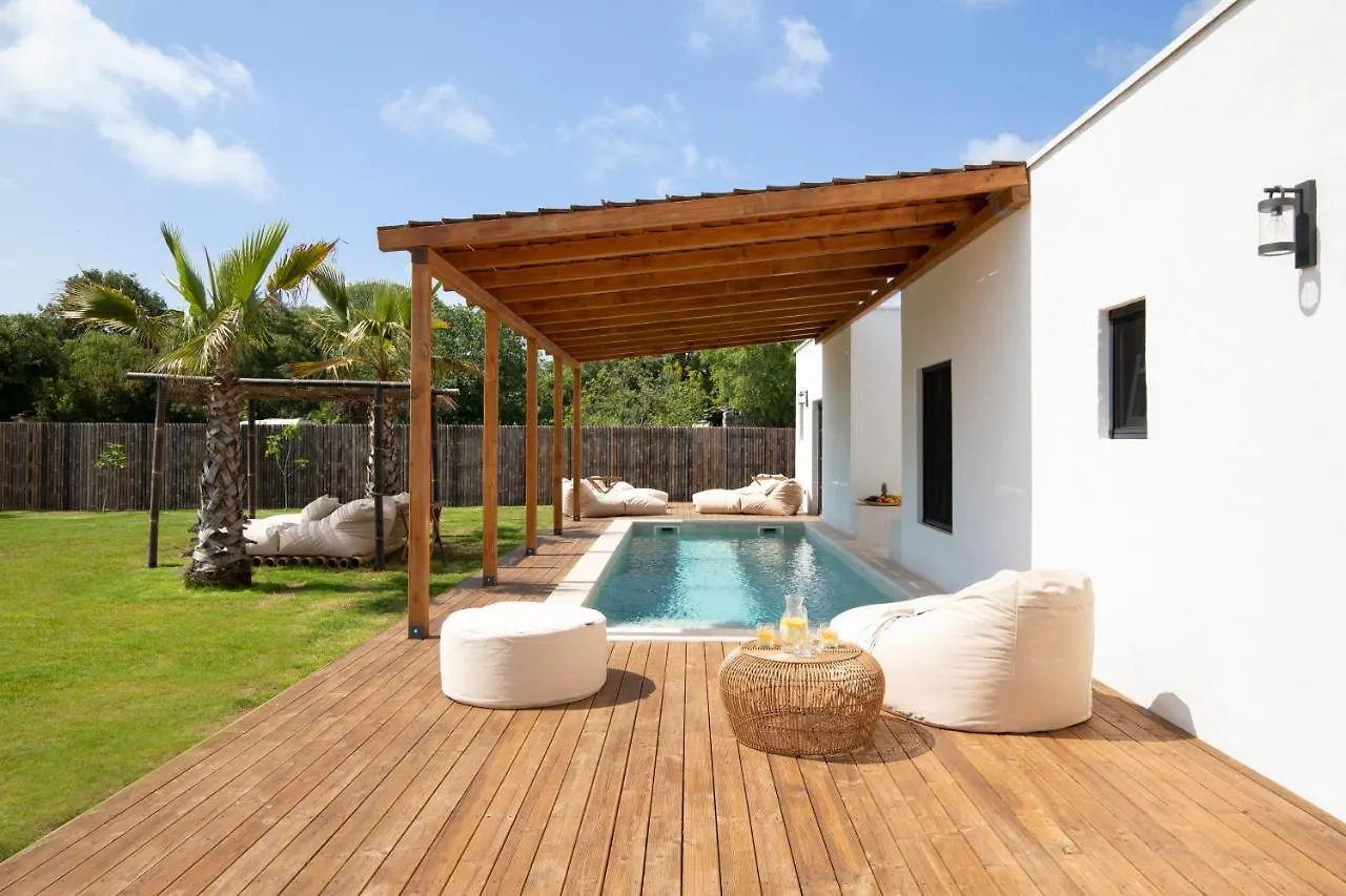 Andresita'S Palace State-Of-The-Art Tropical Villa Bale