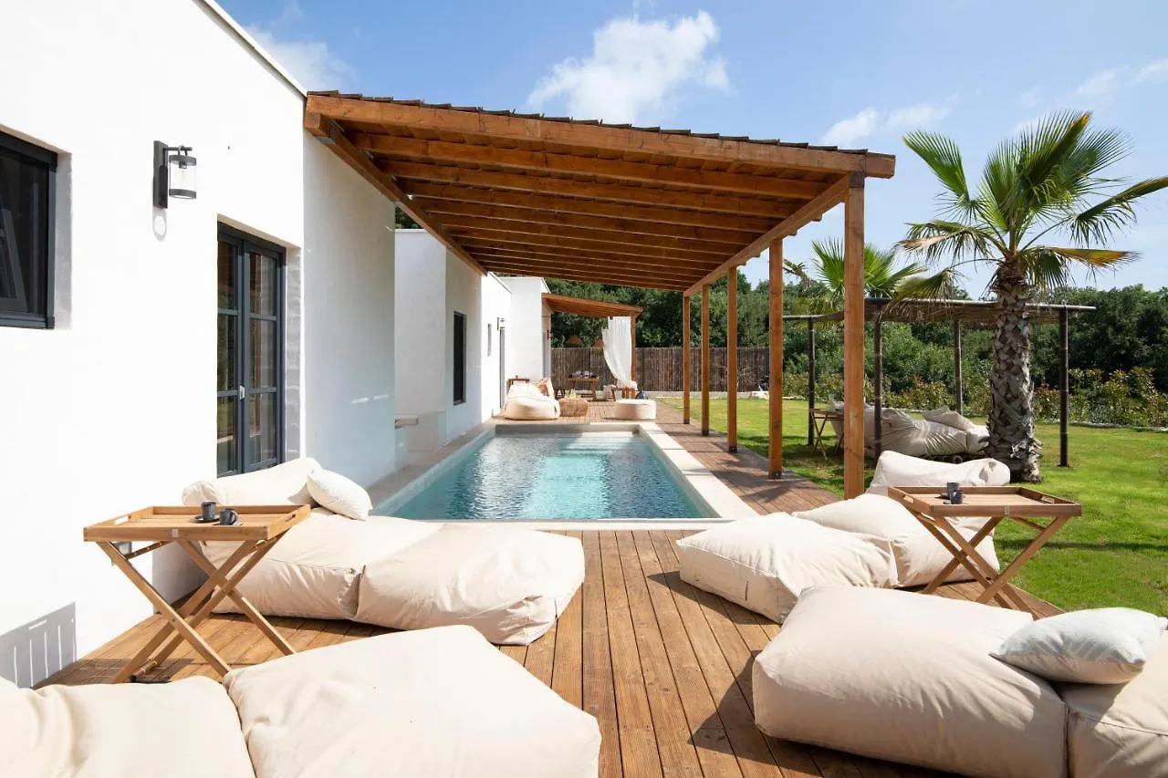 Andresita'S Palace State-Of-The-Art Tropical Villa Bale